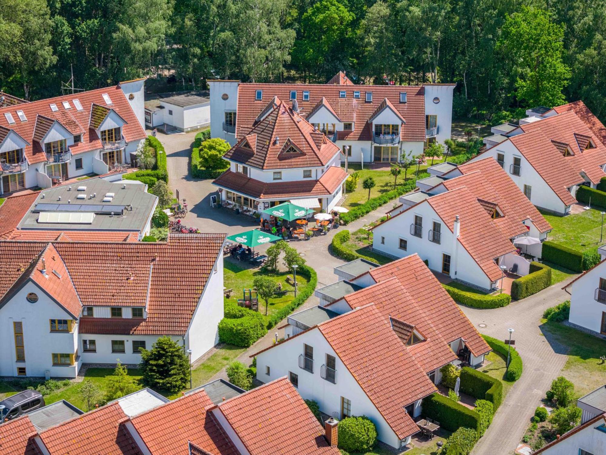 Ferienpark Freesenbruch Wohnung 4 4 - Seeschwalbe Zingst Extérieur photo